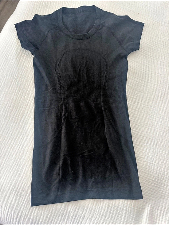lululemon athletica Tops - lululemon Swiftly Tech Short-Sleeve Shirt Black